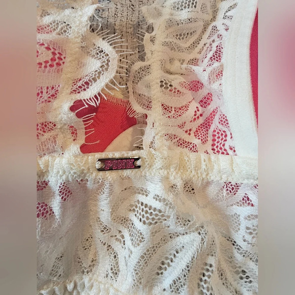 Victoria's Secret PINK Ivory Lace Bralette •Size Medium• Light padding - Picture 4 of 6